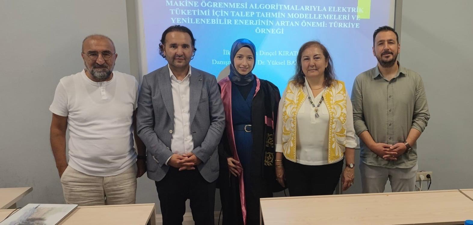 Bölümümüz Arş. Gör. İlknur Yeşim DİNÇEL KIRATOĞLU doktora eğitimini tamamlayarak Doktor ünvanını almıştır